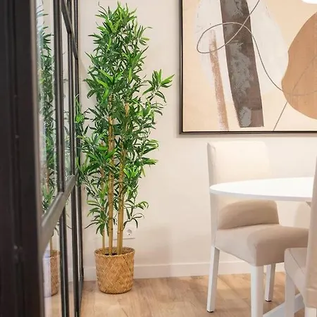 Apartman En Santa Cruz. Diseno Y Ubicacion Sevilla