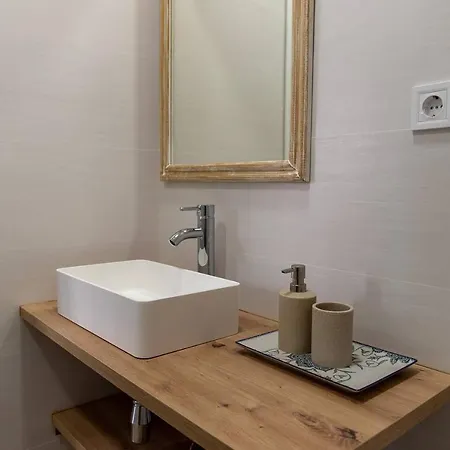 Apartman En Santa Cruz. Diseno Y Ubicacion Sevilla